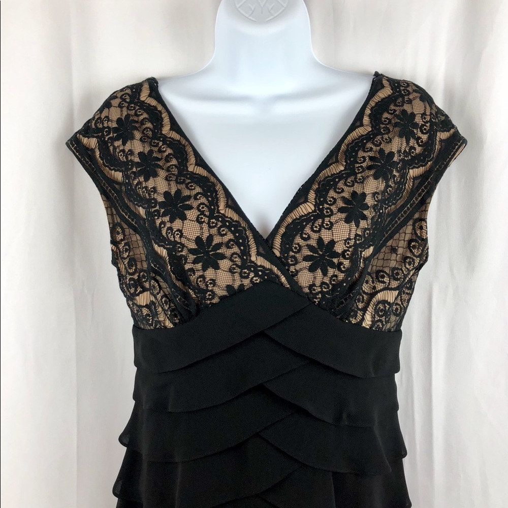 Adrianna Papell lace bodice tiered skirt LBD 6P - Picture 2 of 6